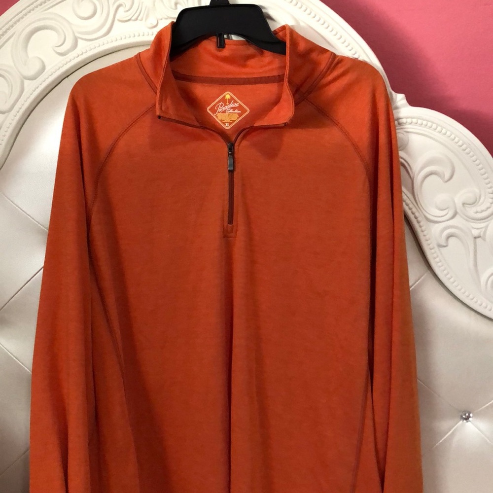 Lightweight Pullover